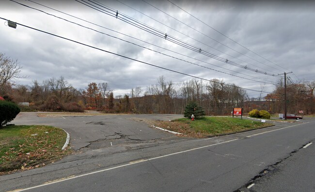 Plus de détails pour 2620 S Main St, Waterbury, CT - Terrain à louer