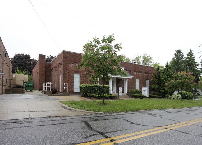 More details for 149 N Prospect St, Ravenna, OH - Office for Sale
