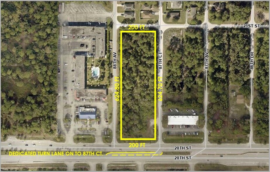 8756 20th Street, Vero Beach, FL à vendre - Photo du bâtiment - Image 2 de 2