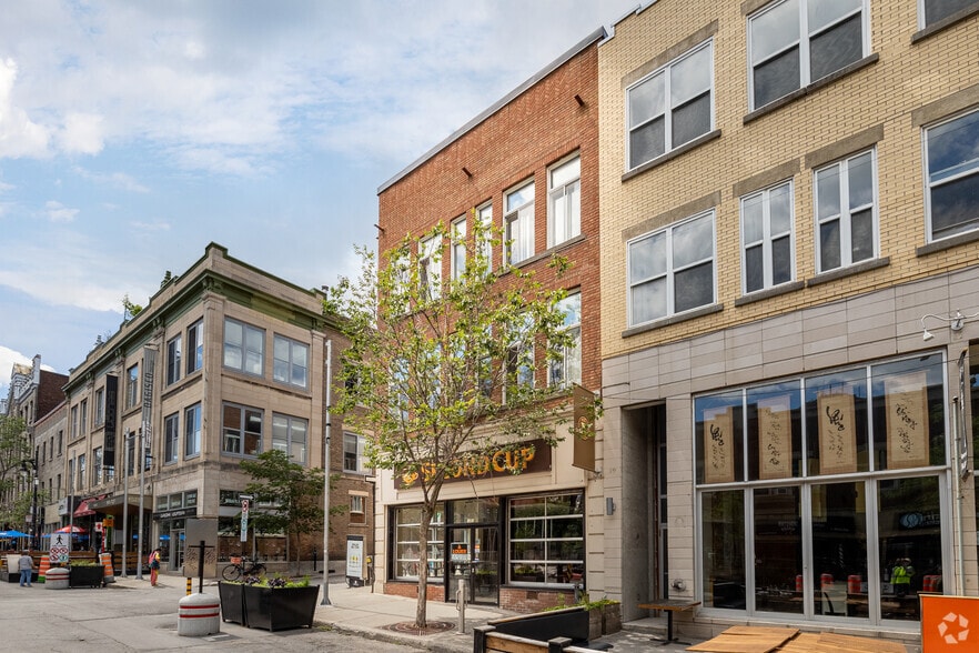 1351 Rue Sainte-Catherine E, Montréal, QC for lease - Building Photo - Image 3 of 12