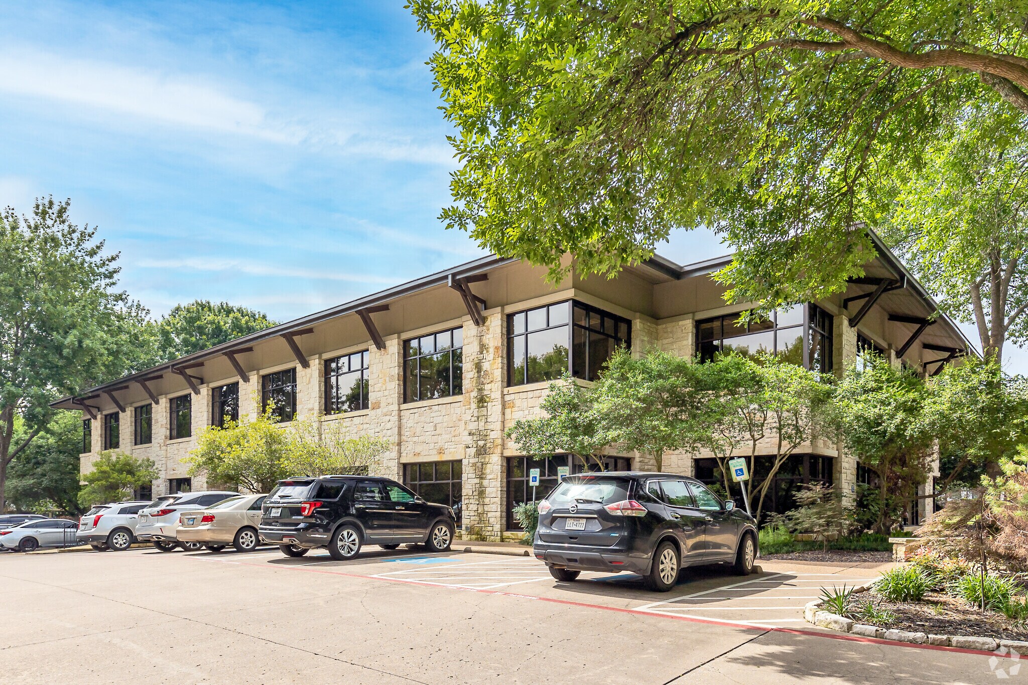 2600 Eldorado Pky, McKinney, TX à louer Photo du bâtiment- Image 1 de 6