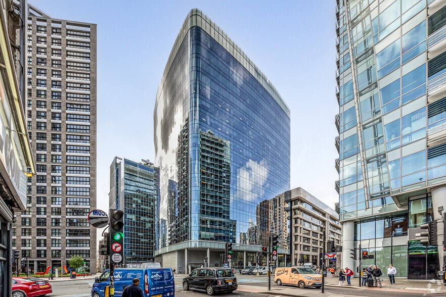 2 Leman St, London for lease - Building Photo - Image 1 of 23