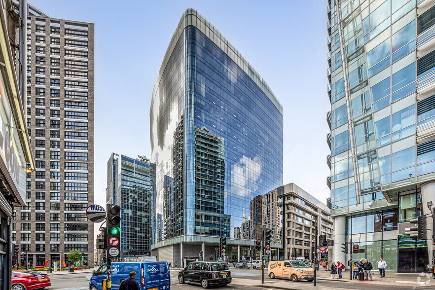 2 Leman St, Londres à louer - Photo du bâtiment - Image 1 de 23