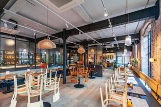 Brewery Sq, Dorchester à louer Photo intérieure- Image 1 de 4