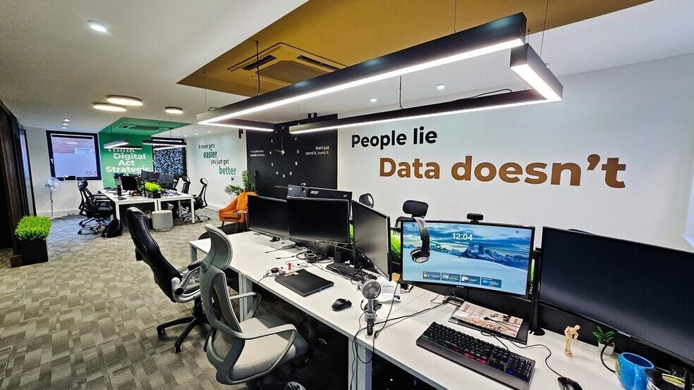 Park Cross St, Leeds à louer - Photo du bâtiment - Image 2 de 15