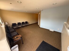 3588 Green Pointe Ctr, Hamilton, MI for lease Interior Photo- Image 2 of 10