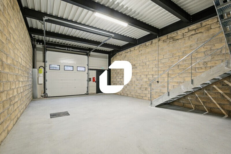 Flex in Épinay-sur-Seine for lease Interior Photo- Image 1 of 15