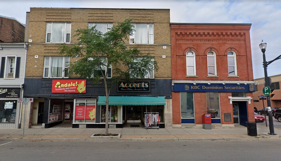 10 Norfolk St S, Simcoe, ON à vendre - Photo principale - Image 1 de 1