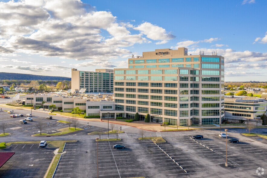 7130-7140 S Lewis Ave, Tulsa, OK à louer - Photo du bâtiment - Image 3 de 23