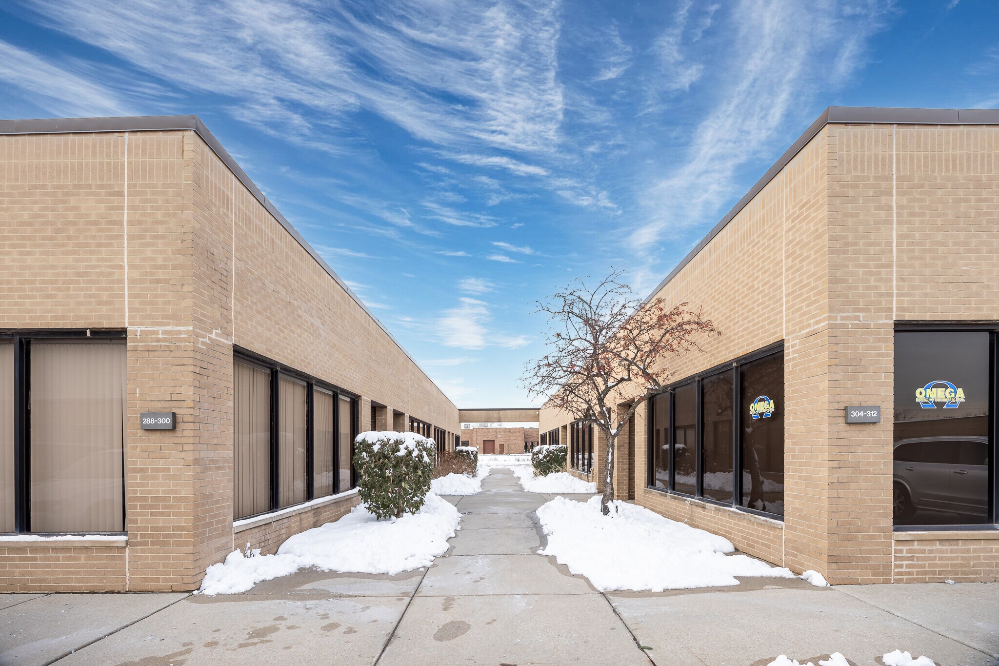 304 Howard Ave, Des Plaines, IL à vendre Photo du bâtiment- Image 1 de 31