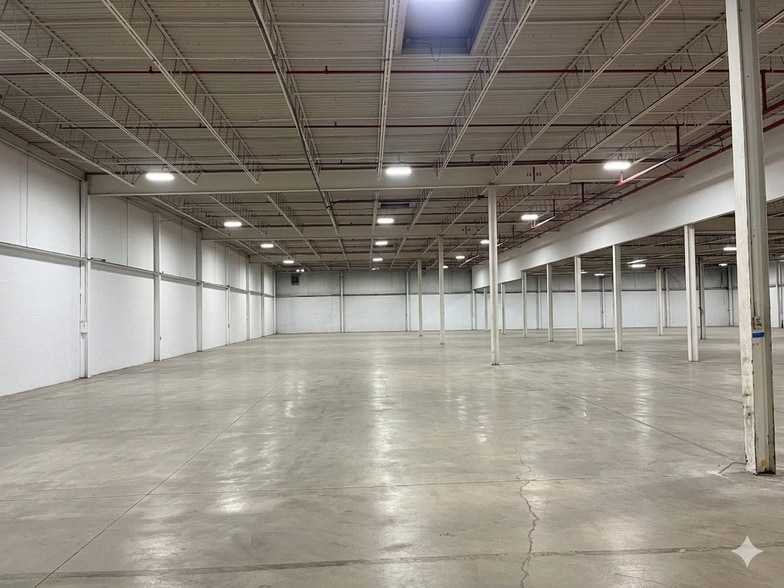 3350 Progress Dr, Bensalem, PA for lease - Building Photo - Image 3 of 11