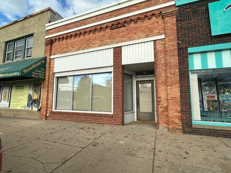 214 S Michigan Ave, Howell, MI à louer - Photo du bâtiment - Image 3 de 3