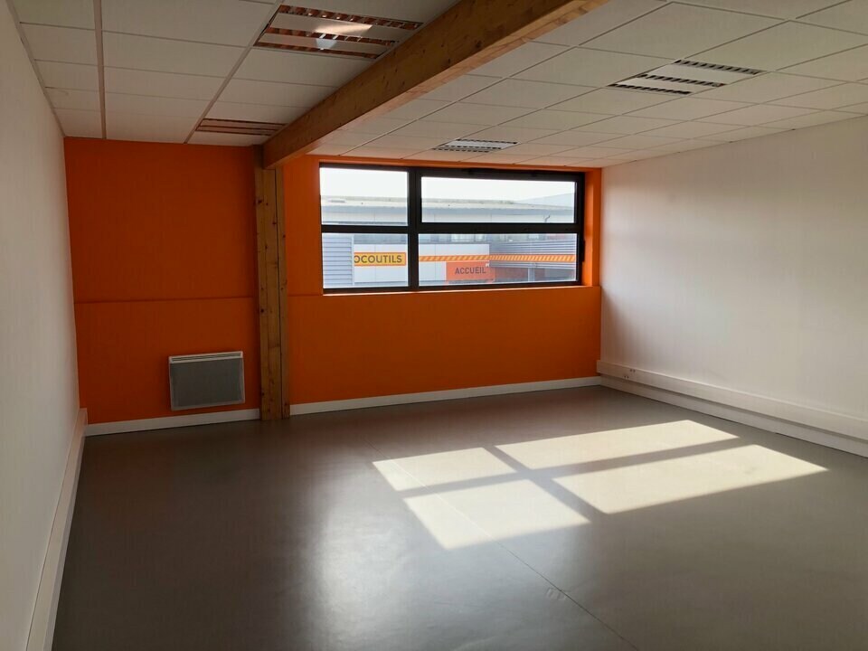 Office in Brest for lease Interior Photo- Image 1 of 12