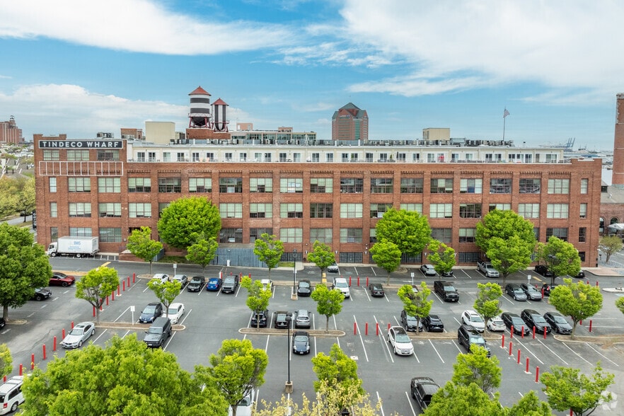 2809 Boston St, Baltimore, MD for lease - Building Photo - Image 3 of 10