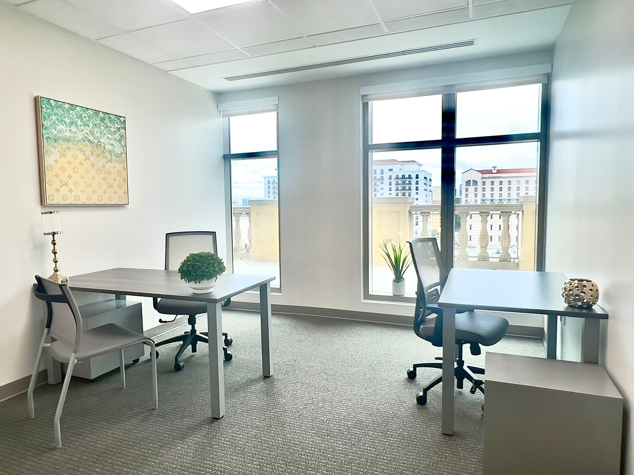 121 Alhambra Plz, Coral Gables, FL for lease Interior Photo- Image 1 of 1