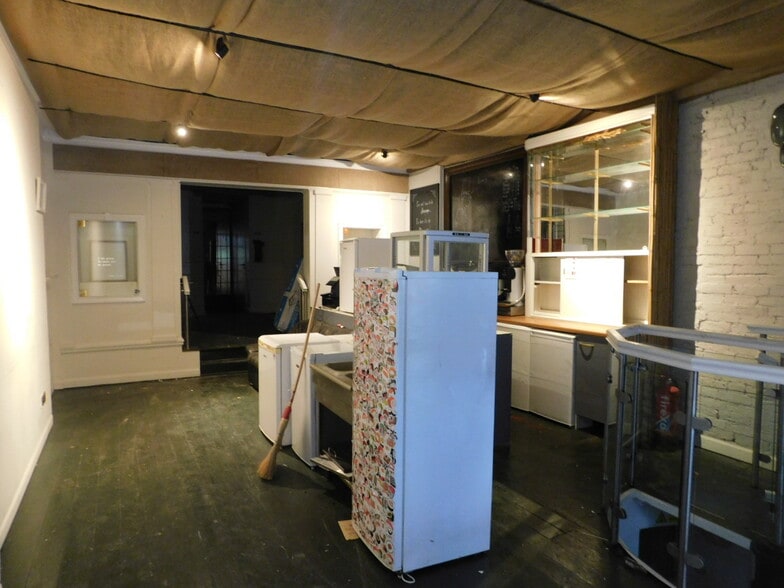 21 Market St, Leicester for lease - Interior Photo - Image 3 of 3
