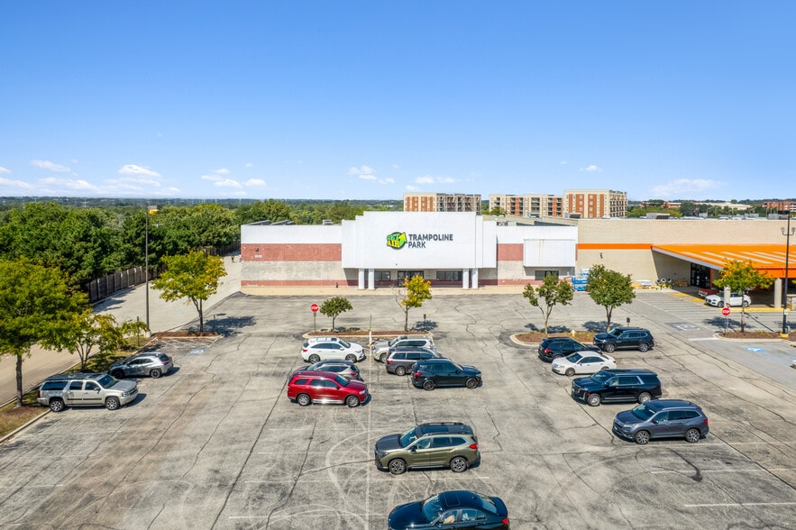 2010 Butterfield Rd, Downers Grove, IL for sale - Building Photo - Image 1 of 8