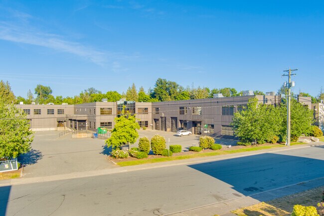 Plus de détails pour 2650 Progressive Way, Abbotsford, BC - Industriel à louer