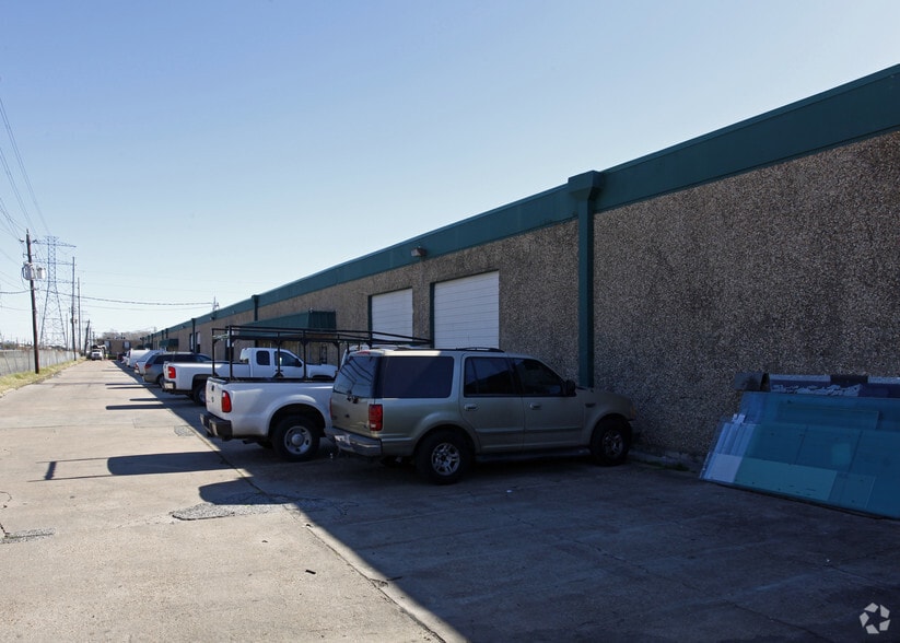 5600-5636 Rampart St, Houston, TX à louer - Photo du bâtiment - Image 3 de 3