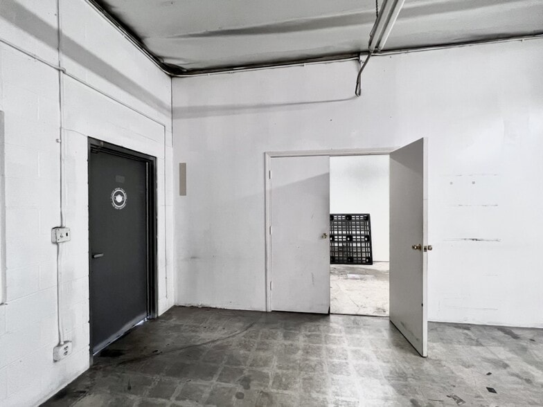 144 E Santa Clara St, Arcadia, CA for lease - Building Photo - Image 3 of 48