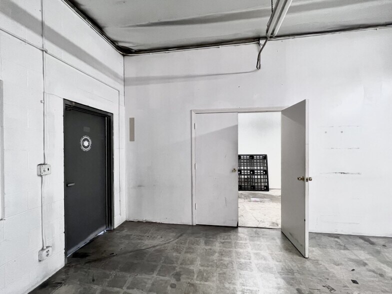 144 E Santa Clara St, Arcadia, CA à louer - Photo du bâtiment - Image 3 de 47