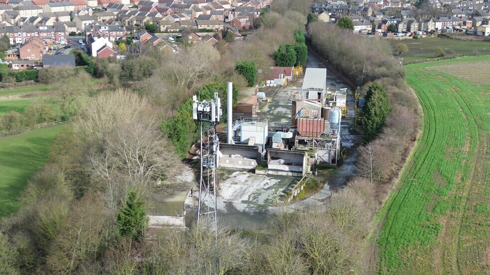 Wakefield Rd, Pontefract à louer - Photo du bâtiment - Image 1 de 7