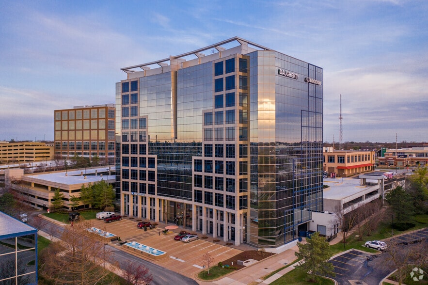 3 Cityplace Dr, Creve Coeur, MO for lease - Building Photo - Image 1 of 5