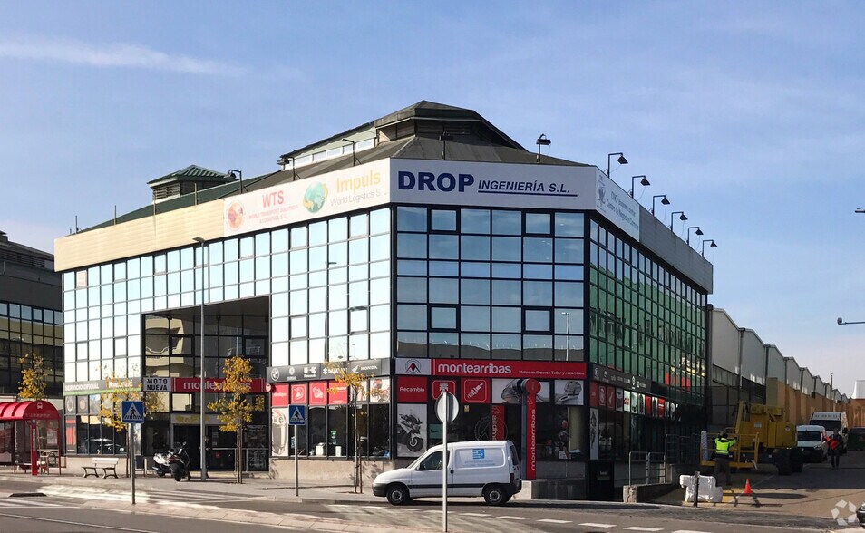 Avenida San Pablo, 28, Coslada, Madrid à vendre - Photo du bâtiment - Image 3 de 5