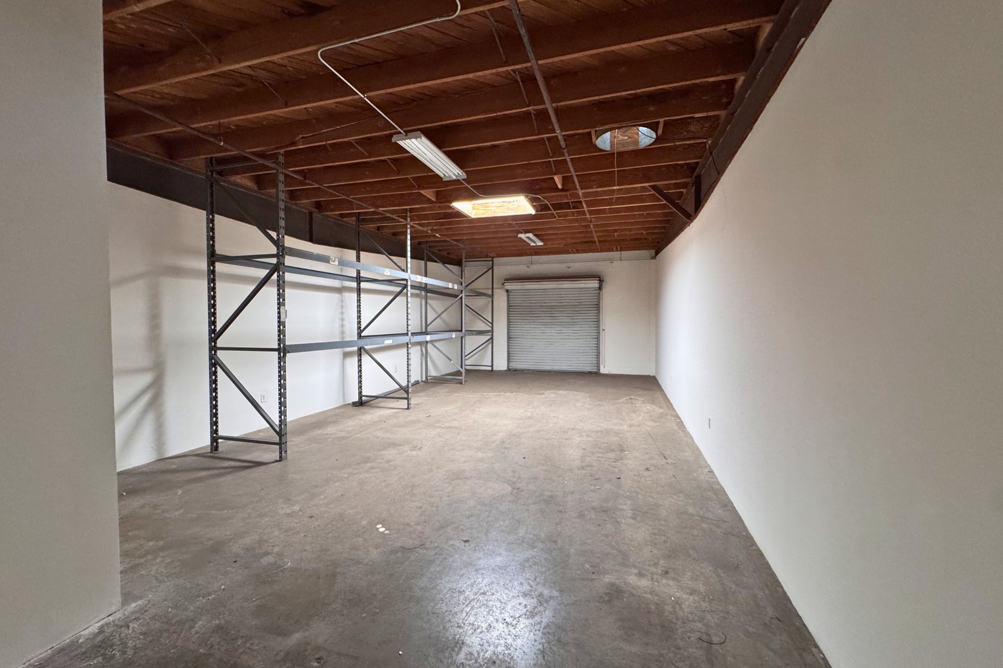3221 S Hill St, Los Angeles, CA à louer Photo intérieure- Image 1 de 4