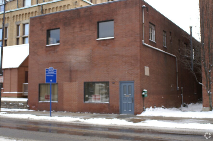 111 Walnut St, Johnstown, PA à vendre - Photo principale - Image 2 de 2