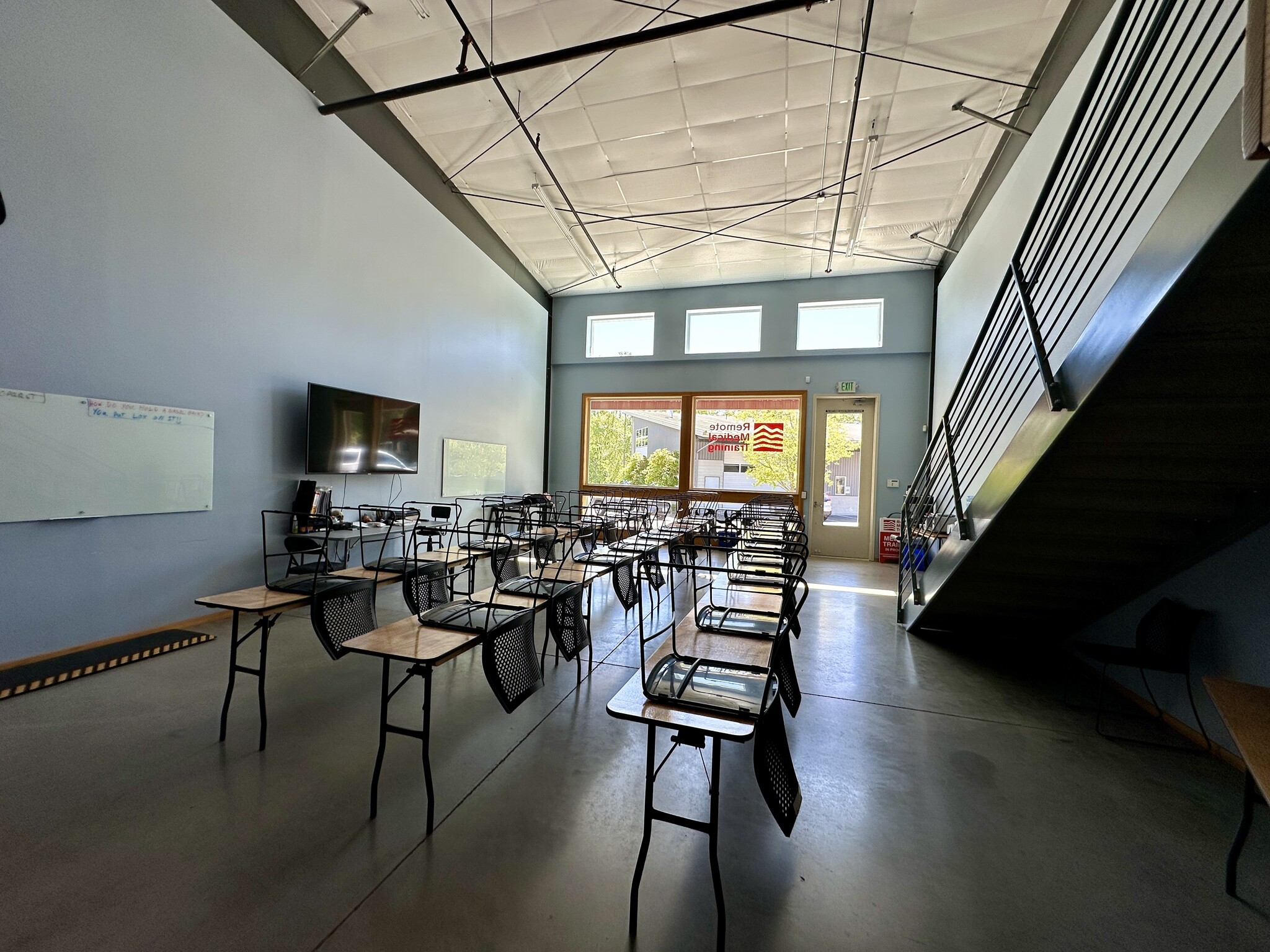909 Squalicum Way, Bellingham, WA for lease Interior Photo- Image 1 of 9