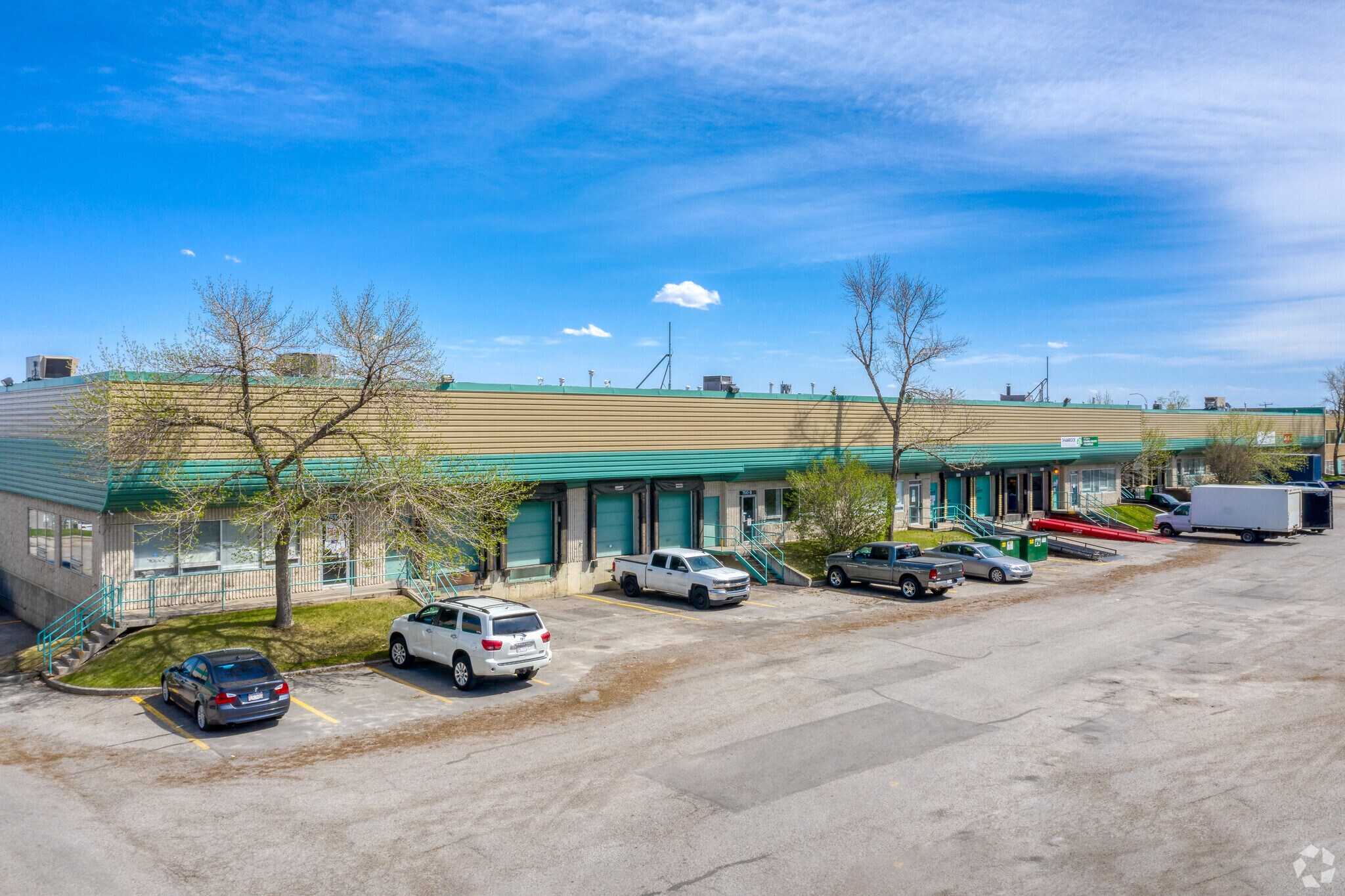 7510-7610 5 St E, Calgary, AB à vendre Photo principale- Image 1 de 1