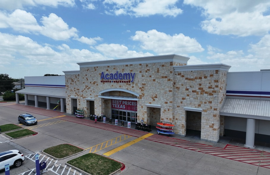 5400 Brodie Ln, Sunset Valley, TX for lease - Building Photo - Image 3 of 12
