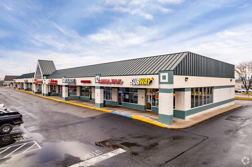 975 Wayne Ave, Chambersburg, PA à louer - Photo principale - Image 2 de 15