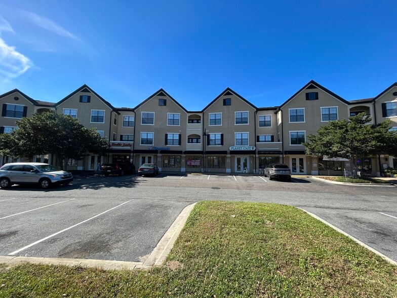 5750 75 Ct, Gainesville, FL à louer - Photo du bâtiment - Image 2 de 3