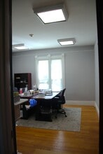 125 N State St, Concord, NH for lease Interior Photo- Image 1 of 9