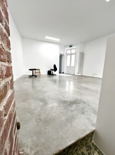 36 Rue De Campo-Formio, Paris for lease - Building Photo - Image 3 of 10