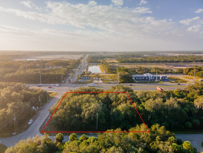 Plus de détails pour 676 Tamiami Trl, Port Charlotte, FL - Terrain à vendre