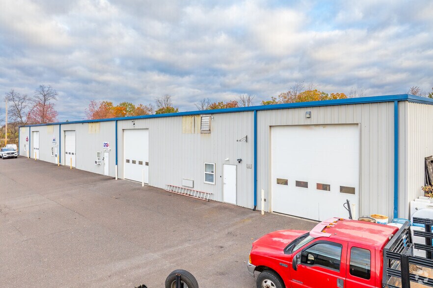 133 Possum Hollow Rd, Pottstown, PA for lease - Building Photo - Image 2 of 5