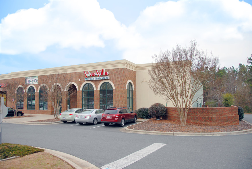 804-862 Spring Ln, Sanford, NC for lease - Building Photo - Image 3 of 5