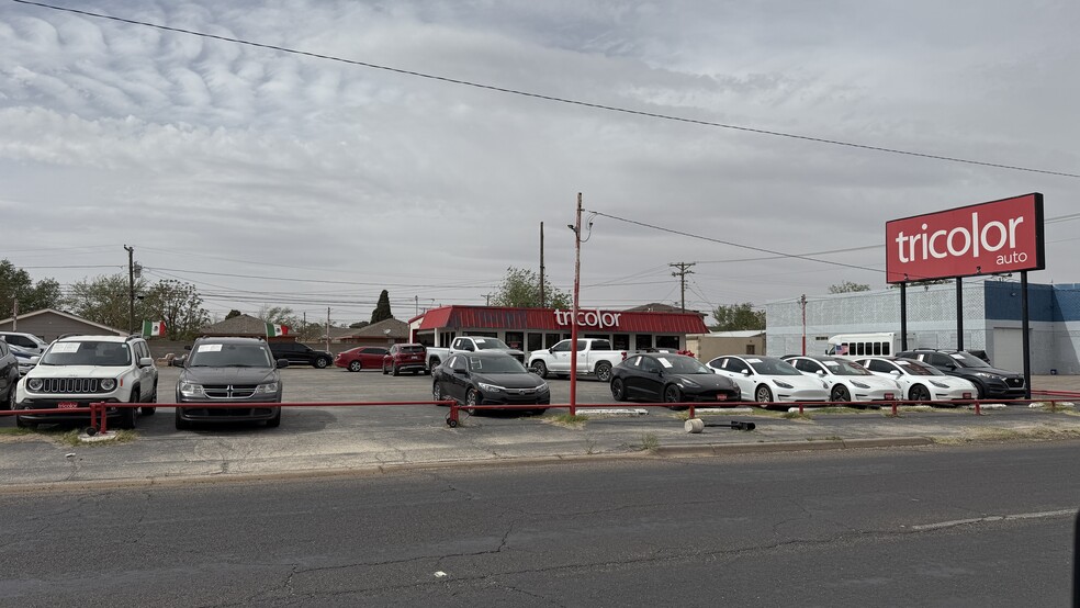 2800 W Wall St, Midland, TX à vendre - Photo du bâtiment - Image 2 de 9