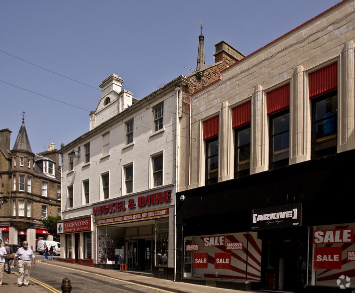 163-165 High St, Arbroath à vendre - Photo principale - Image 1 de 9