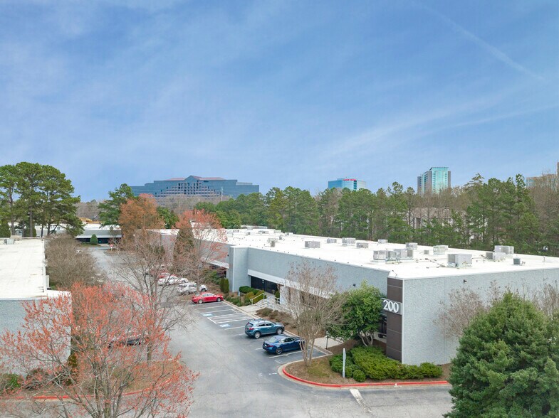 120 Interstate N Pky E SE, Atlanta, GA à louer - Photo du bâtiment - Image 2 de 10