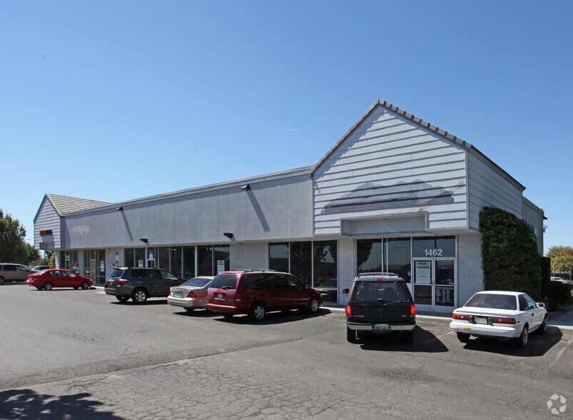 1400 S Mercey Springs Rd, Los Banos, CA à louer - Photo du bâtiment - Image 3 de 6