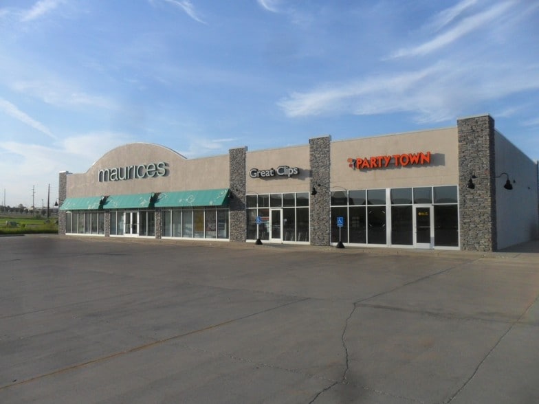 1910 Kittyhawk Ave, Carroll, IA for sale - Building Photo - Image 3 of 3