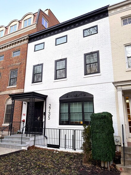 2735 Connecticut Ave NW, Washington, DC à vendre - Photo du bâtiment - Image 3 de 8
