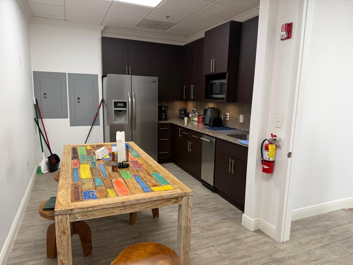7950 NW 53rd St, Doral, FL 33166 - Unit 336 -  - Interior Photo - Image 2 of 4