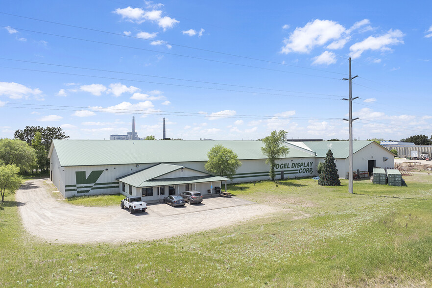 13982 Industry Ave, Becker, MN à vendre - Photo du bâtiment - Image 2 de 22