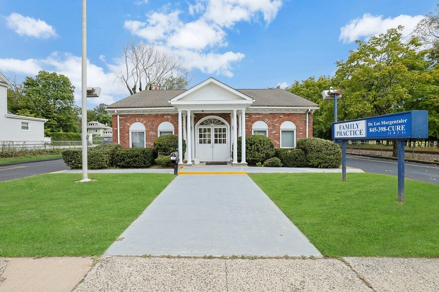 80 Old Tappan Rd, Tappan, NY for sale - Building Photo - Image 3 of 22