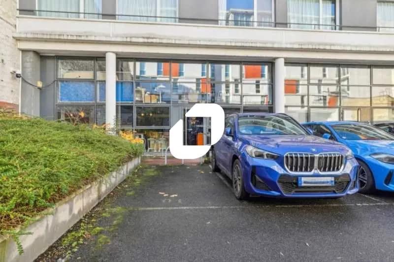 60 Boulevard Paul Vaillant-Couturier, Ivry-sur-Seine for lease Building Photo- Image 1 of 9